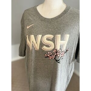 Nike WSH Soto 22 Cherry‎ Blossom T-Shirt The Nike Tee Gray XL